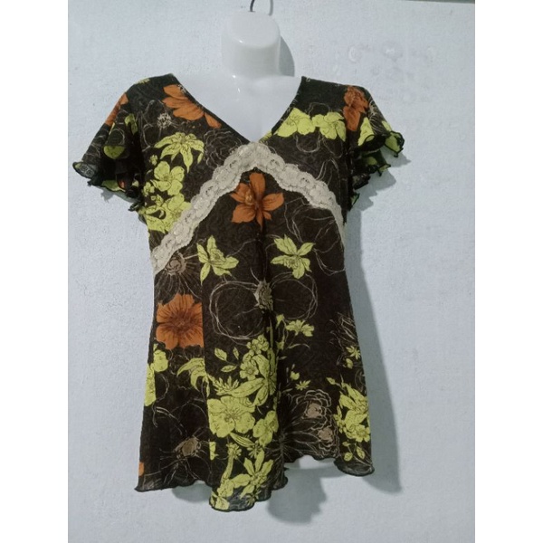 Áo nữ thanh lý giá rẻ dưới 55 ký