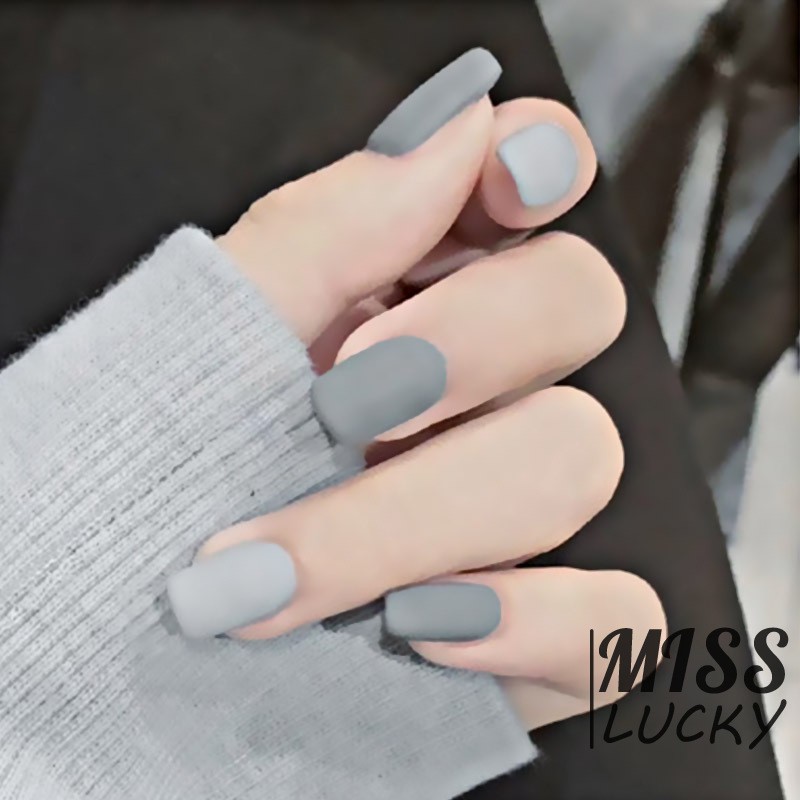 Bộ 24 móng tay giả màu trơn lì với nhiều kiểu màu tùy chọn