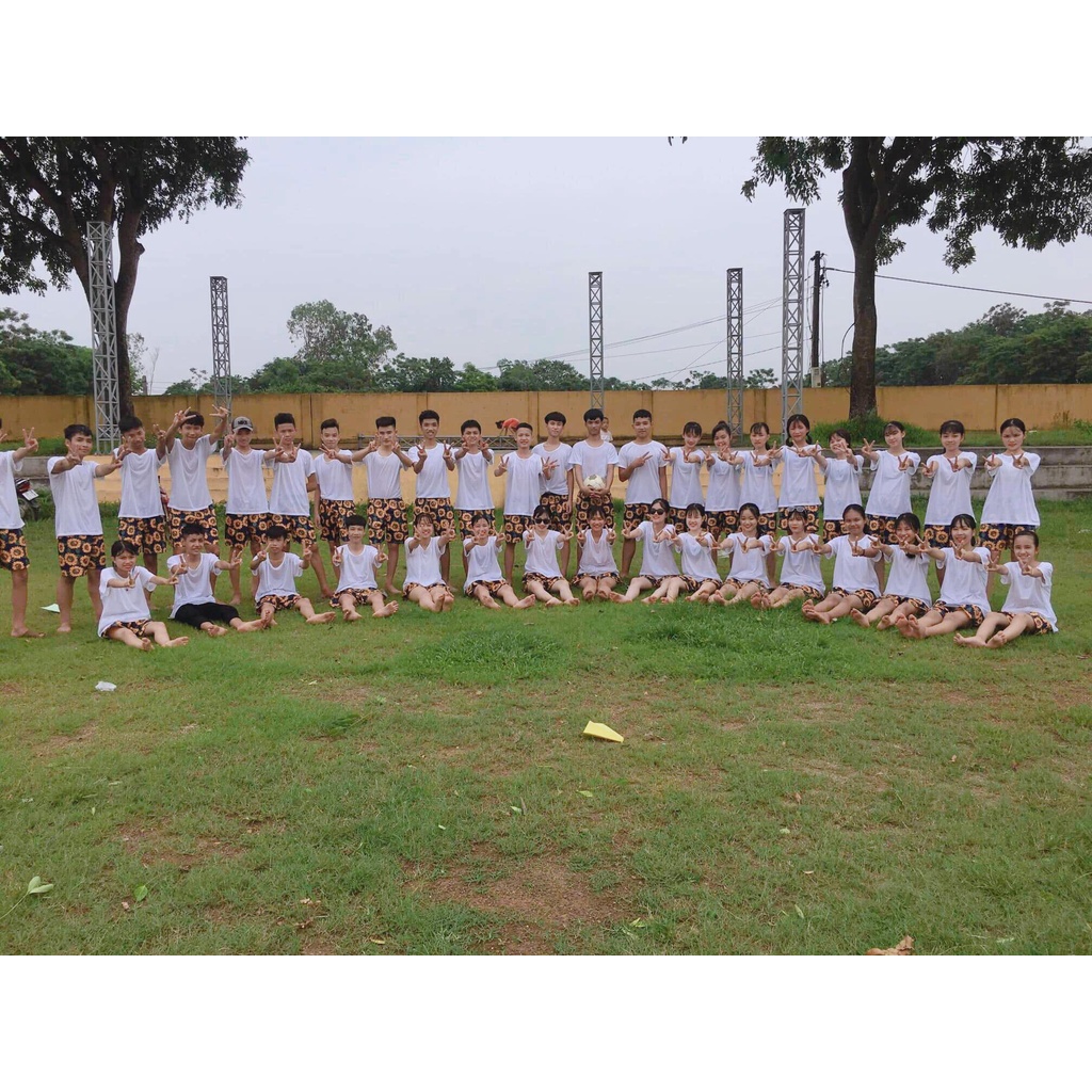 sỉ quần đùi kỷ yếu, quần đi biển mẫu hướng dương đen vải đẹp đủ size 40-83kg