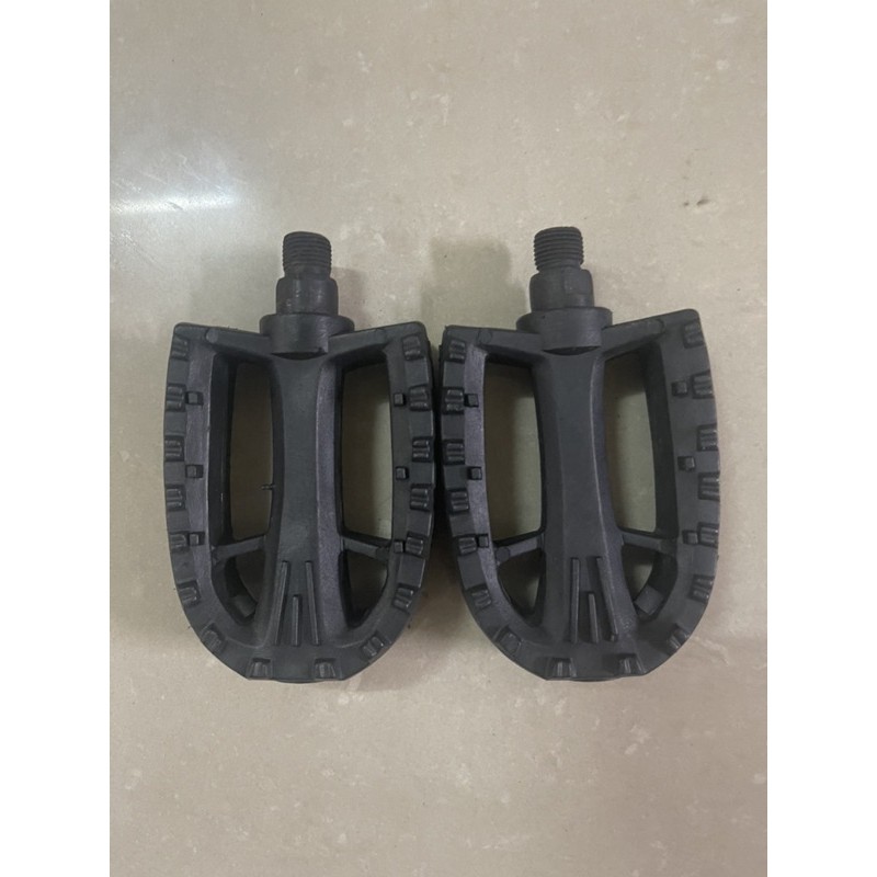 Bàn đạp  xe đạp cốt to không bi