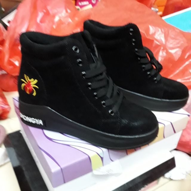 Combo 2 giày thể thao