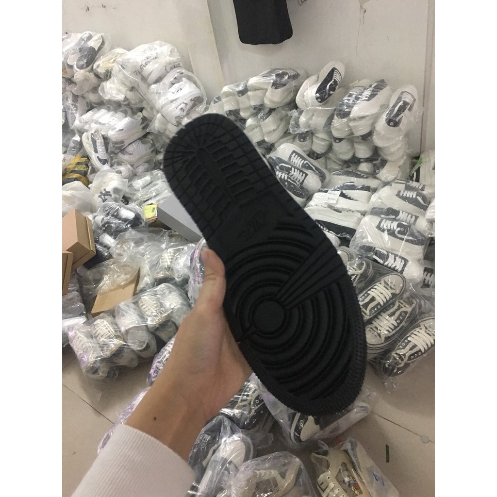 Giày Jordan low nam nữ chuẩn xịn cao cấp | BigBuy360 - bigbuy360.vn