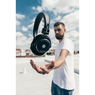 Tai nghe bluetooth Grado GW100