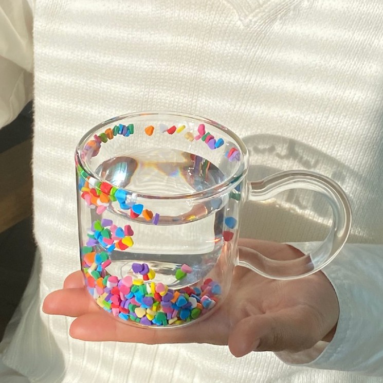 Ly, Cốc Thủy Tinh Hai Lớp Đáy Có Hạt Màu Heart Shaker Sprinkle