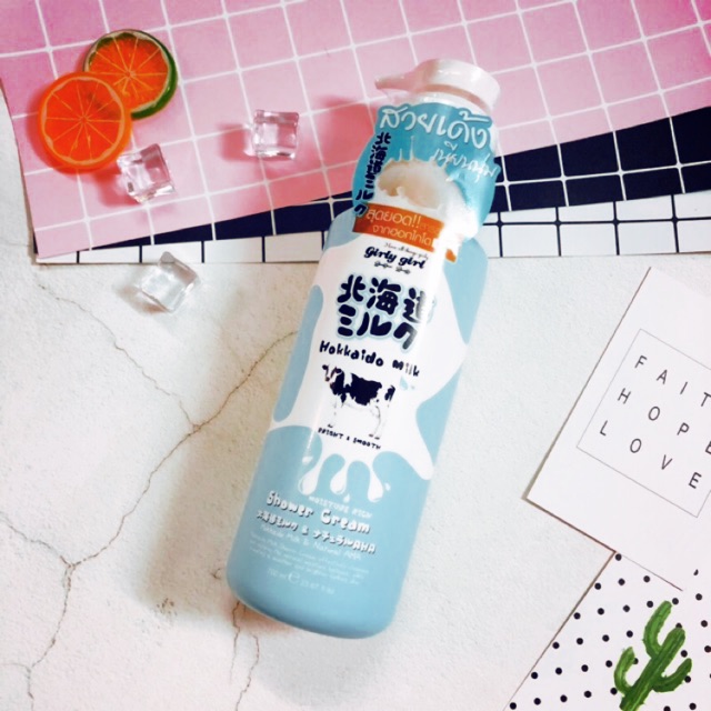 Sữa tắm trắng Beauty Buffet Hokkaido Milk Whitening AHA Shower Cream