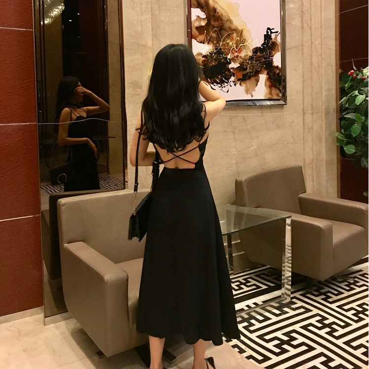 Váy hở lưng đan dây sexy | BigBuy360 - bigbuy360.vn