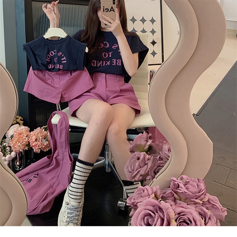 Set Áo Thun 100% Cotton + Quần Short Ống Rộng In Chữ Phong Cách Hàn Quốc Dễ Thương Thời Trang Mùa Hè 2022 Cho Mẹ Và Bé