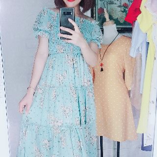 Váy voan đi biển điệu đà
