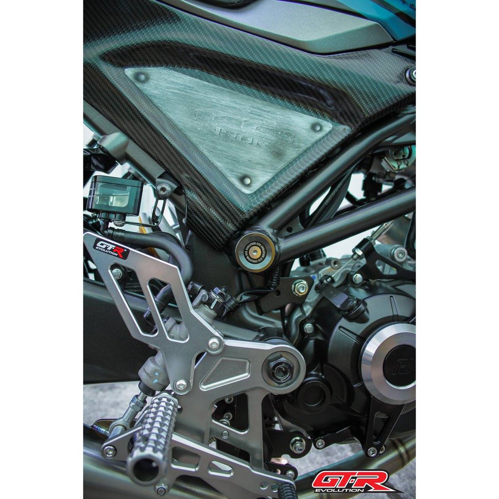 Che lỗ sườn GTR CB150R CB300R