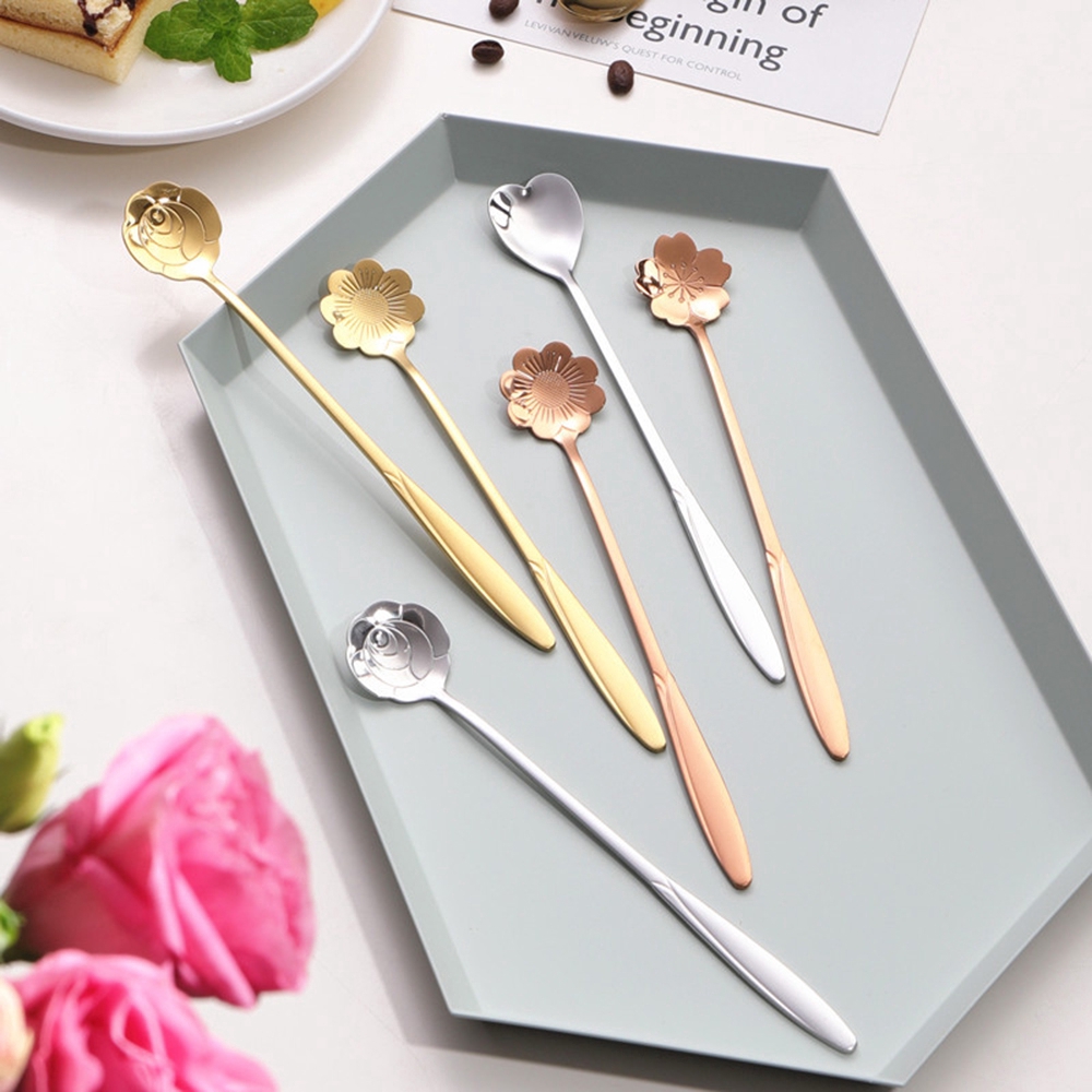 Muỗng chất liệu bằng inox họa tiết hoa anh đào dùng để trang trí tiệc cưới