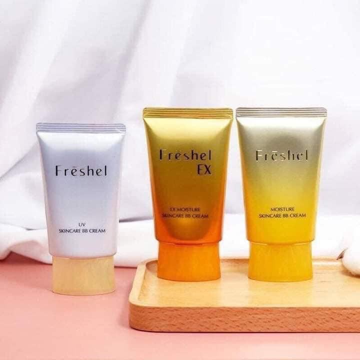 Kem trang điểm BB CREAM KANEBO FRESHEL với 5 sản phẩm trong 1