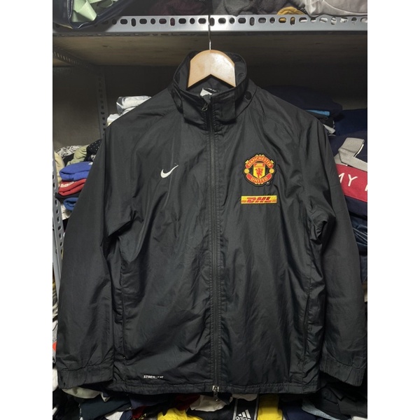 Áo khoác gió thể thao Nam nữ hiệu Nike x MU màu đen size L(60x50)