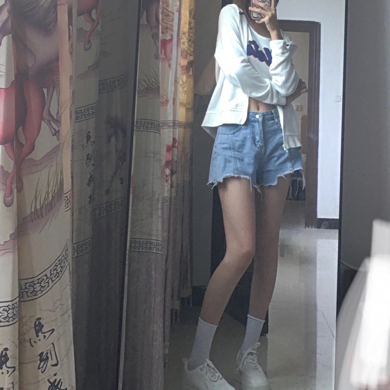 Áo croptop hai dây in chữ hoạ tiết Mets hàng quảng châu