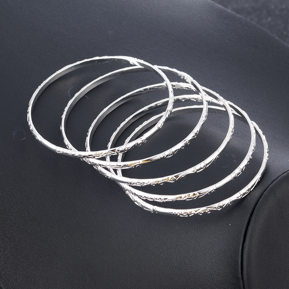 Bộ 5 vòng đeo tay màu bạc dành cho nữ 7cm