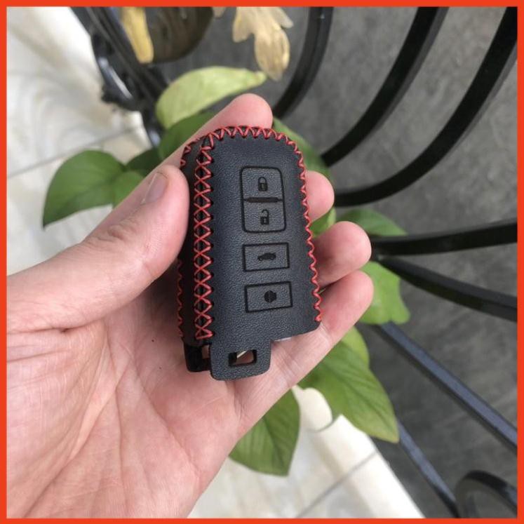 DA BÒ THẬT KHÂU THỦ CÔNG. toyota Camry, Fortuner, Land Cruiser, Hilux handmade khắc TÊN , SDT theo yêu cầu. có móc kho
