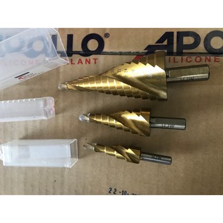 Bộ 3 mũi khoan tháp 4 - 32mm rãnh xoắn , chuôi tròn