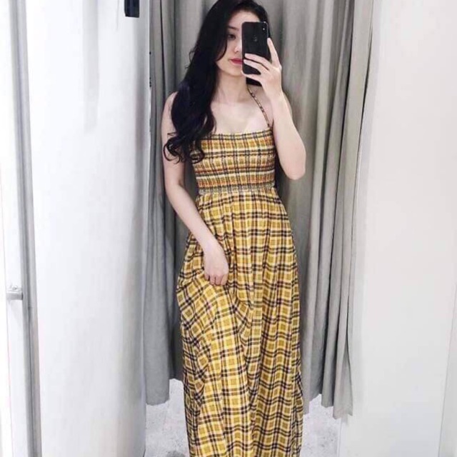 Váy kẻ ccc