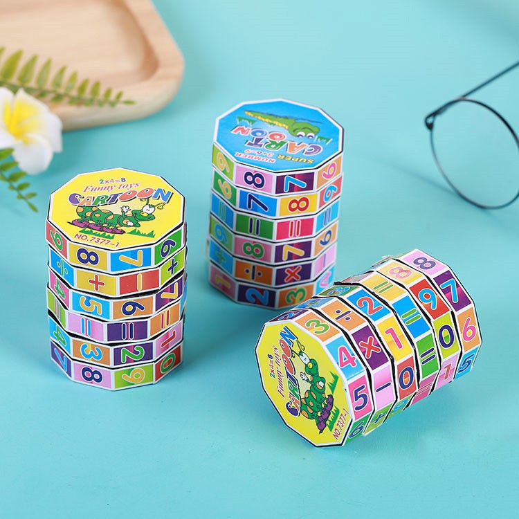 Khối xoay học toán cộng trừ nhân chia cho trẻ nhỏ