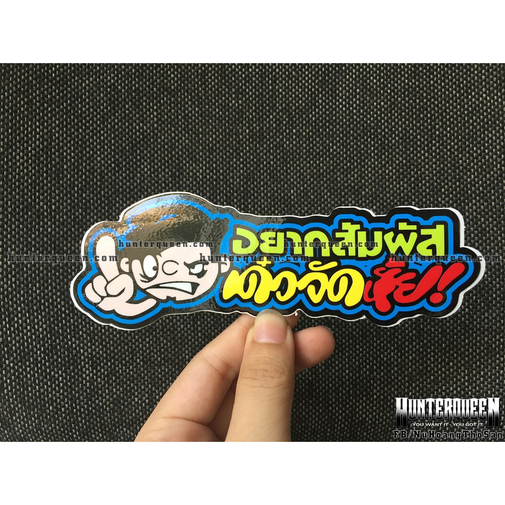 Logo chữ thái 7 màu. Sticker Thái, hình dán chống nước. Tem trang trí xe máy, vali, nón bảo hiểm, điện thoại, laptop…