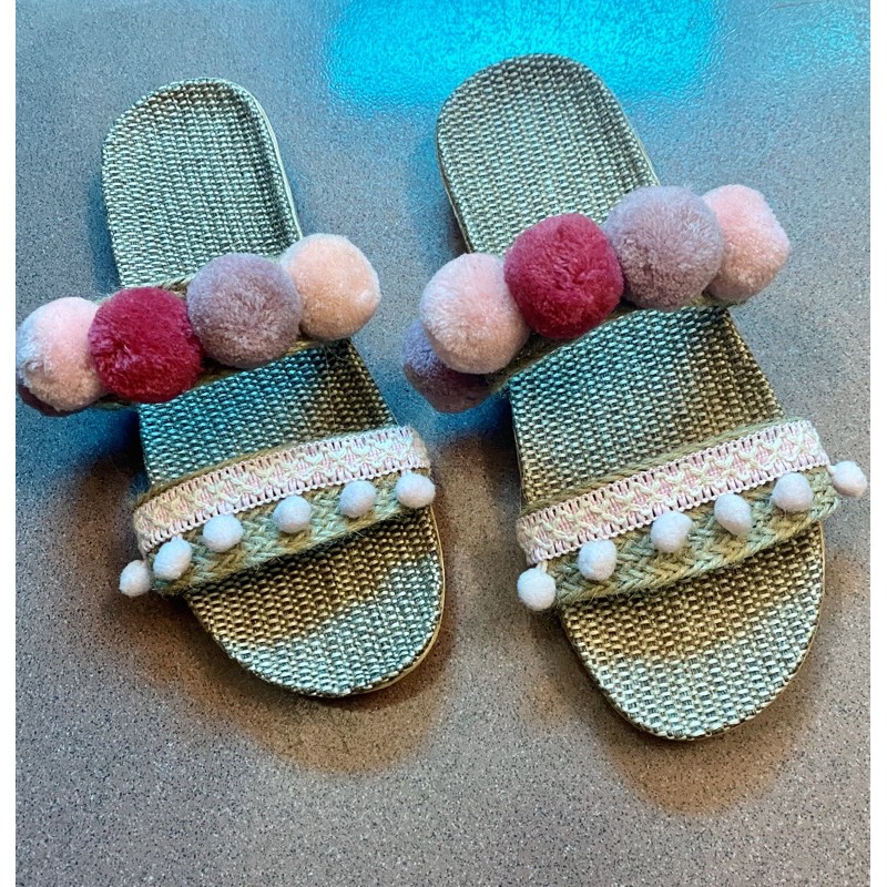 Dép cói đi biển tone hồng pastel phối cục bông to xinh iu