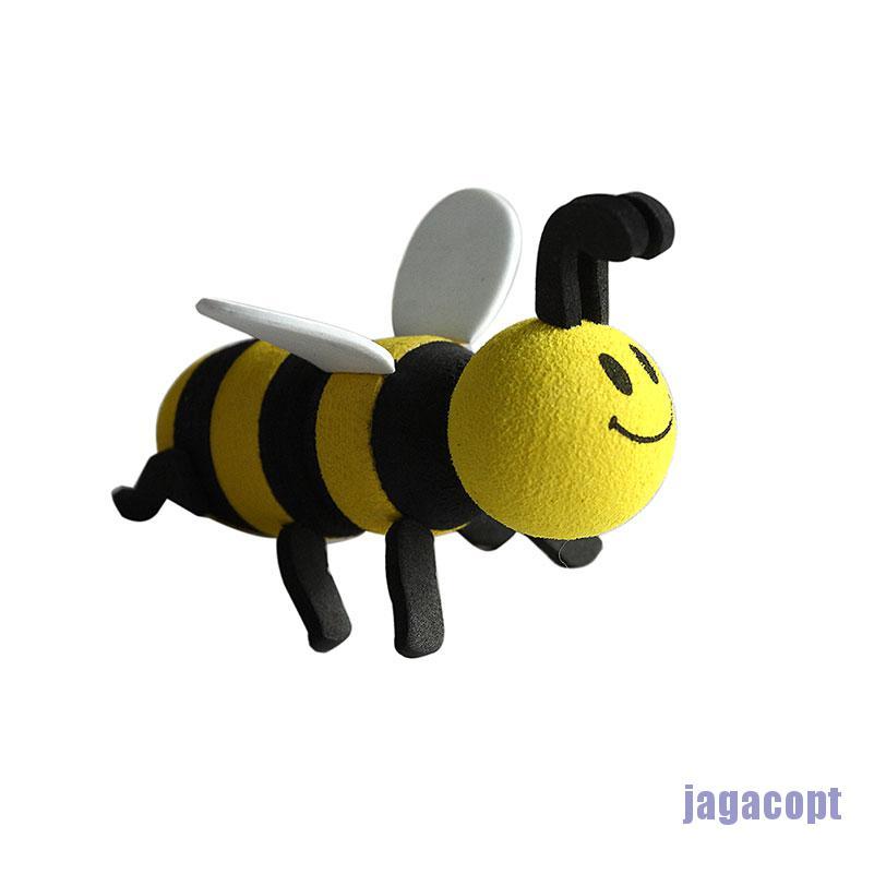 Mô hình chú ong đang yêu dùng để gắn đầu ăng ten xe ô tô