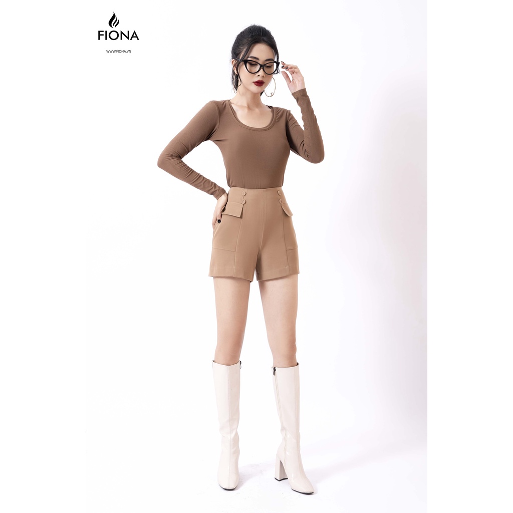 Quần sooc nữ công sở cạp cao, nắp túi đính cúc bọc nâu FIONA F350505