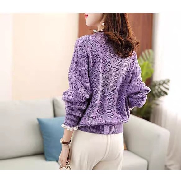 Áo len nữ phom dáng rộng chất dày cổ tròn pha ren chui đầu phong cách Hàn