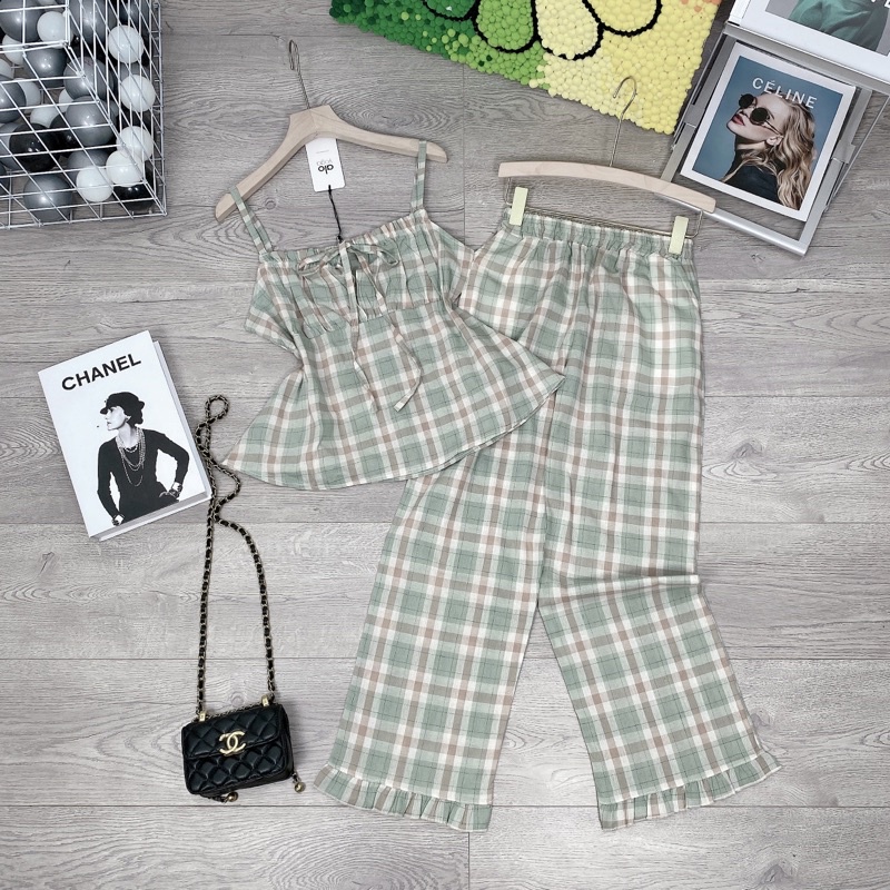 Bộ babaydoll hai dây mix quần suông ống rộng kẻ karo | BigBuy360 - bigbuy360.vn