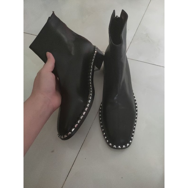 Giày thể thao cá nhân thanh lý