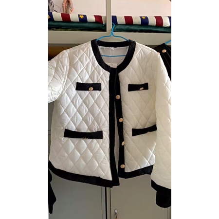 Áo Khoác Phao Mùa Đông Hoạ Tiết Quả Trám Cúc Đồng A086