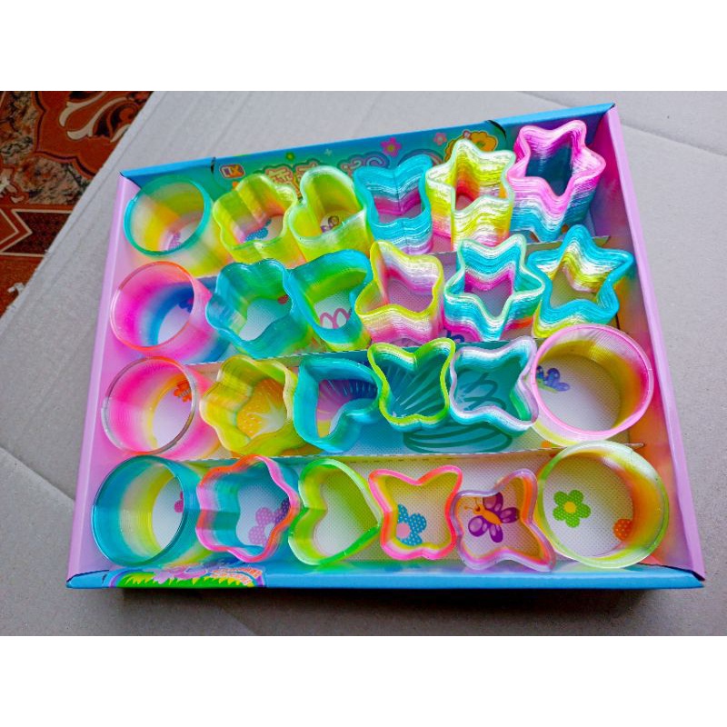Lò xo cầu vồng ma thuật - rainbow skinly