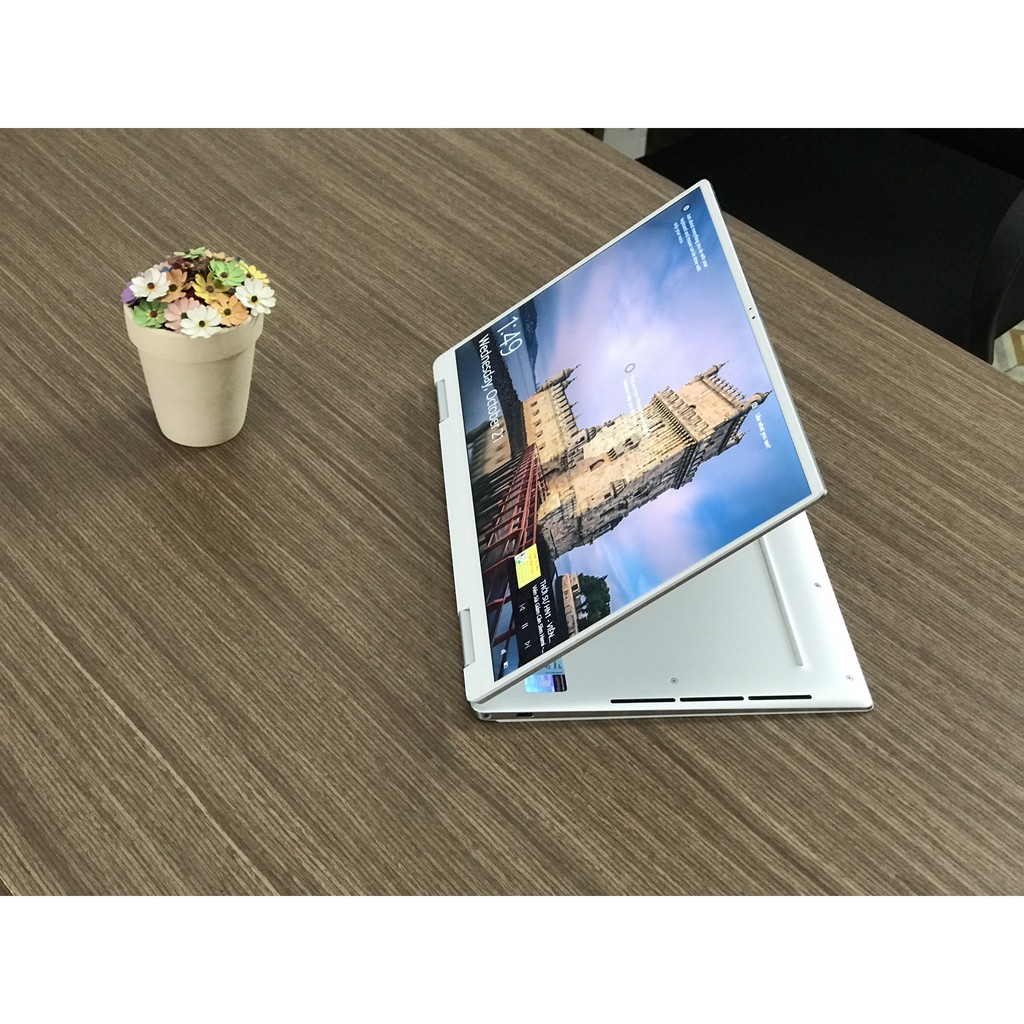 Laptop Dell XPS 7390 2-in-1