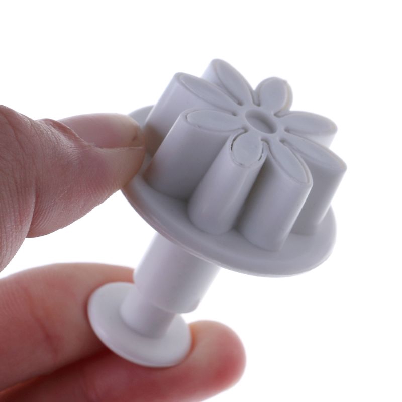 Set 4 Khuôn Cắt Tạo Hình Hoa Cúc Trang Trí Bánh