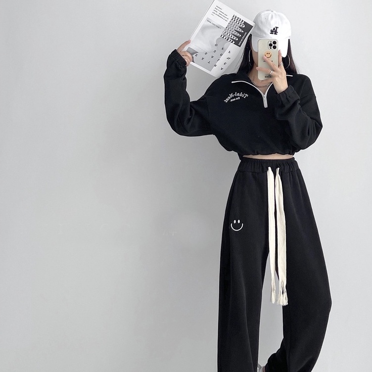Quần jogger ống rộng, nam nữ unisex thêu mặt cười để suông bo gấu dây rút bản to  Cheapy đen xanh lá da cá tàu C966