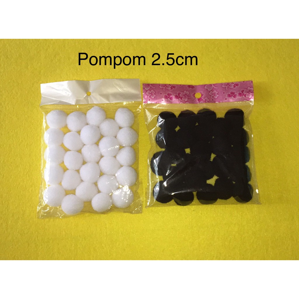 Pompom 2.5cm 2 màu trắng và đen gói 25 quả