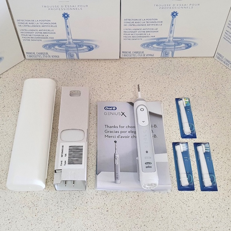 Bàn chải đánh răng điện Oral-B Genius X [Đức]