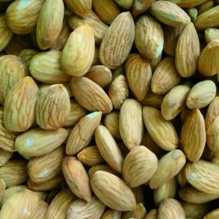 Nhân hạnh nhân sống