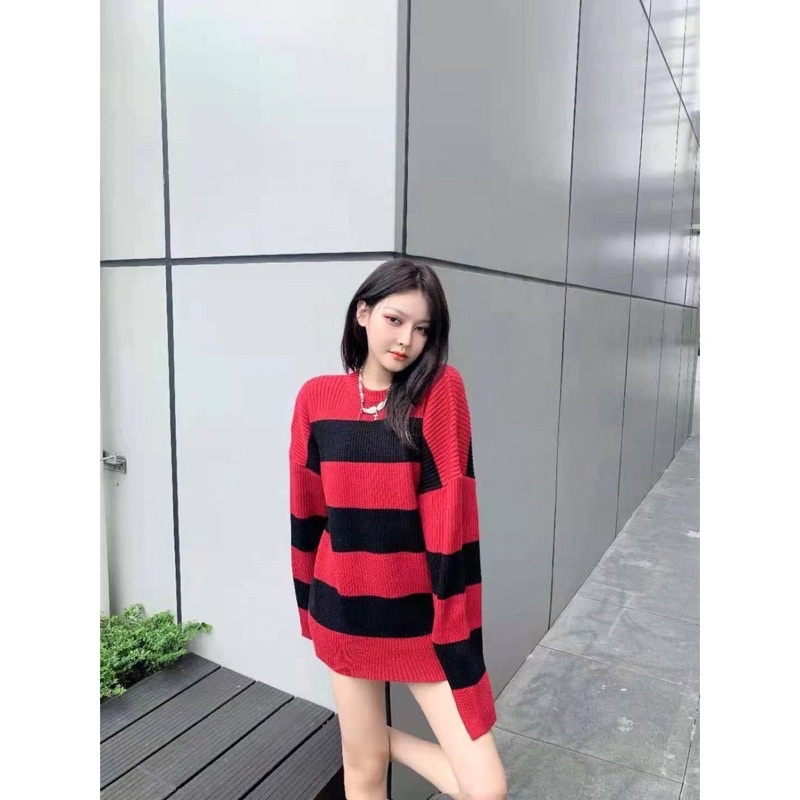 ÁO LEN KẺ NGANG 2 MAU IN LOGO SAU LUNG DÀNH CHO NỮ