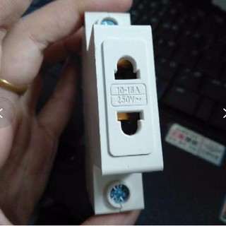 Ổ điện 2lỗ 10-16A 250V