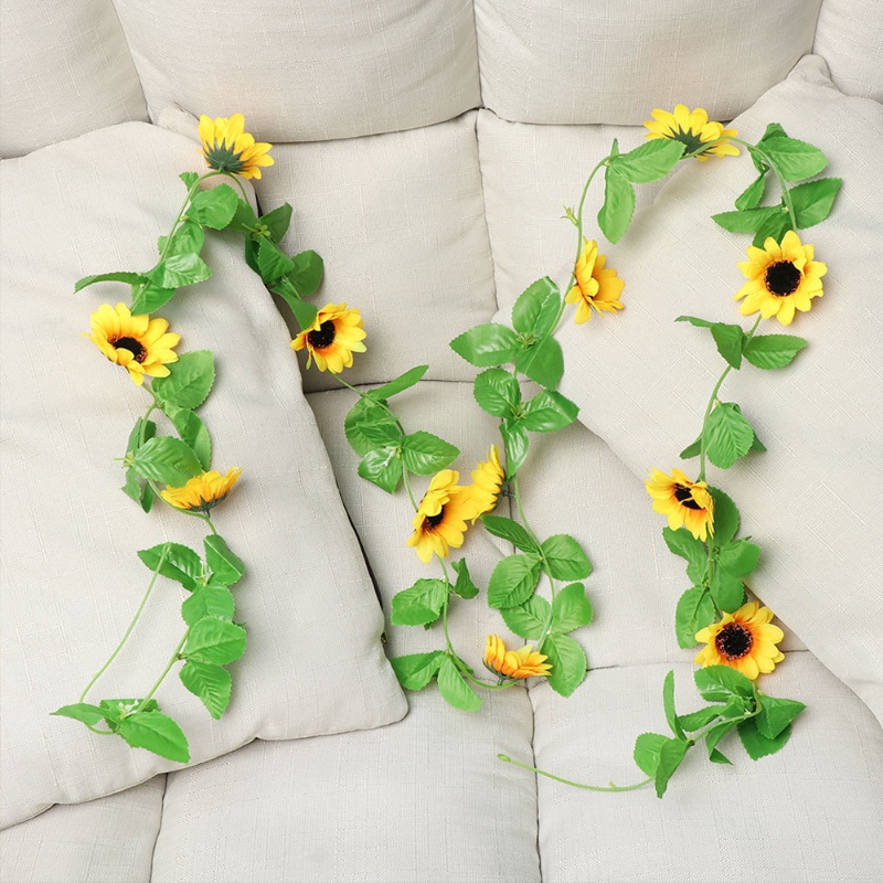 Dây Hoa Hướng Dương Giả Bằng Lụa Dài 2.4m Dùng Trang Trí