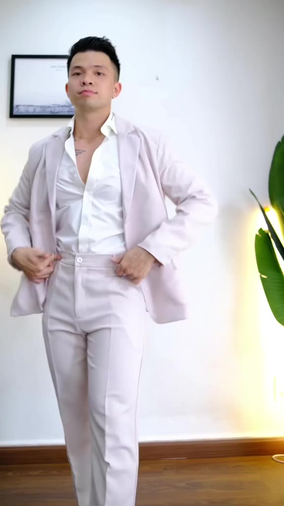 Áo blazer kem có đệm vai Conal đứng form dày dặn phong cách Hàn thương hiệu BAETON - B01 Kem | BigBuy360 - bigbuy360.vn