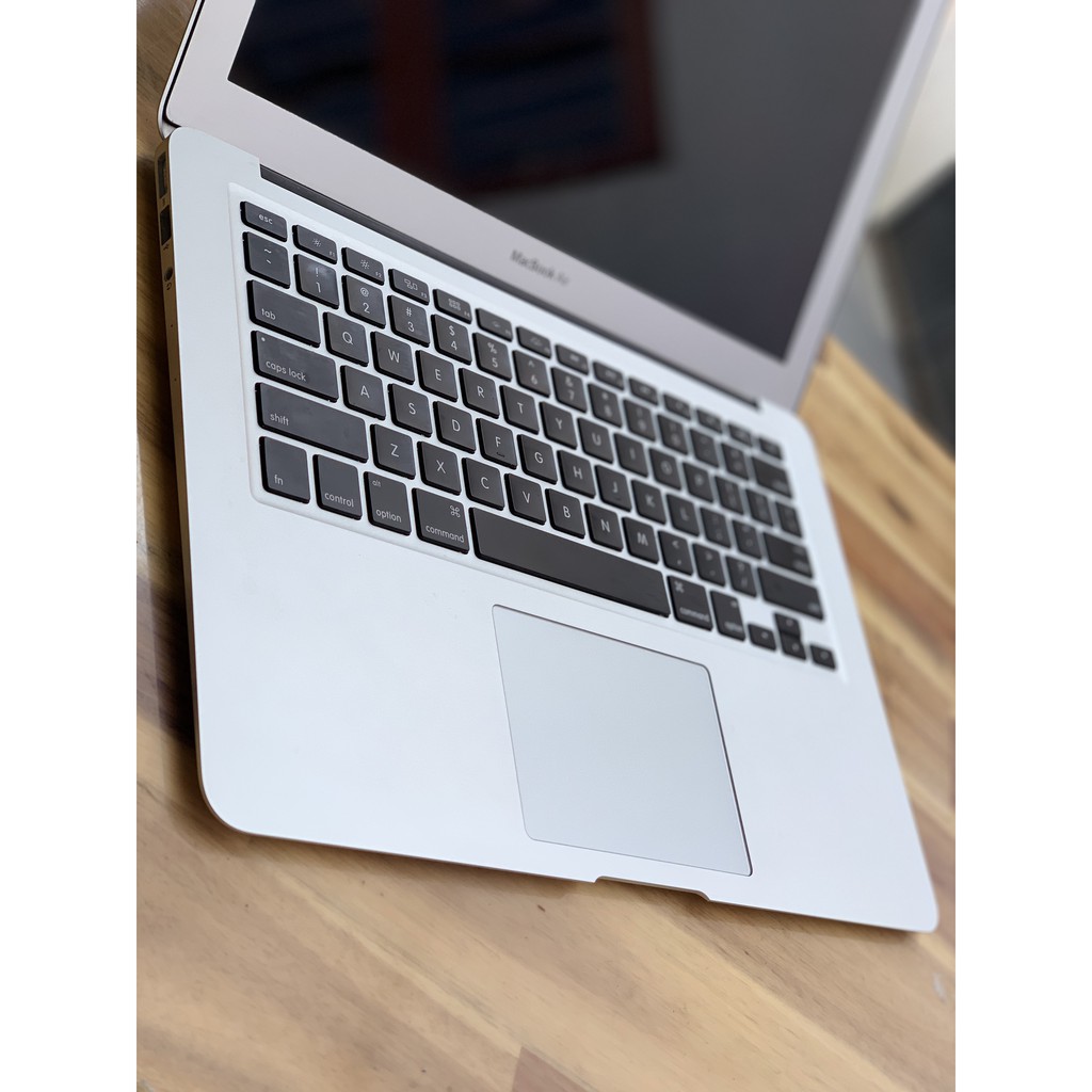 Macbook Air 2015 13in, Core i5 Ram 8G SSD128 Đèn phím Đẹp zin giá rẻ