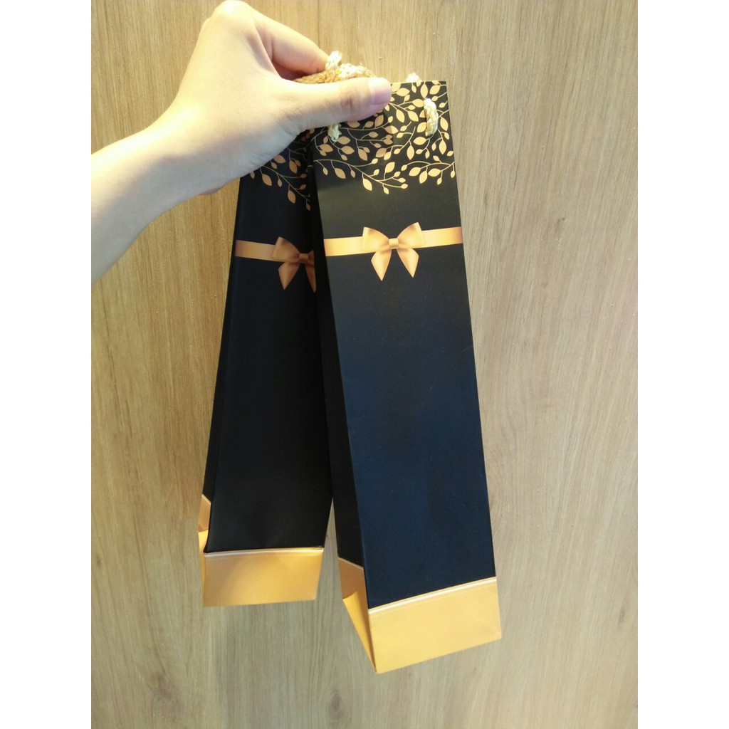 JG GIÁ SỈ_ Túi giấy đựng rượu vang (số 26) size 32.5x8x8cm | BigBuy360 - bigbuy360.vn
