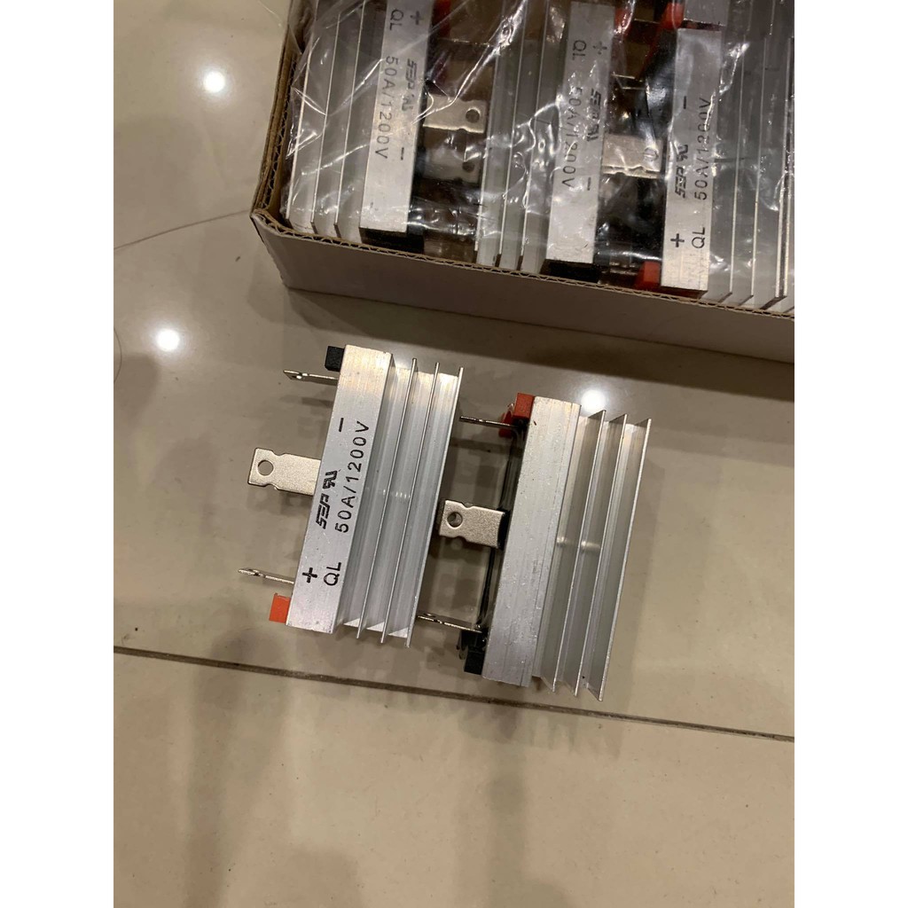 [DIODE] Đi-ốt cầu chỉnh lưu 2 pha 50A 1200V