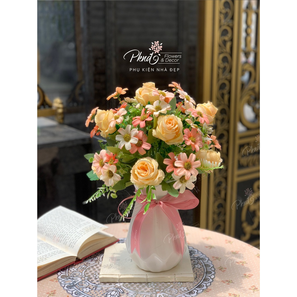 Bình hoa hồng giả chất lụa trang trí để bàn đẹp PKND FLOWERS &amp; DECOR