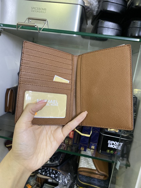 Ví michael kors chính hãng sale