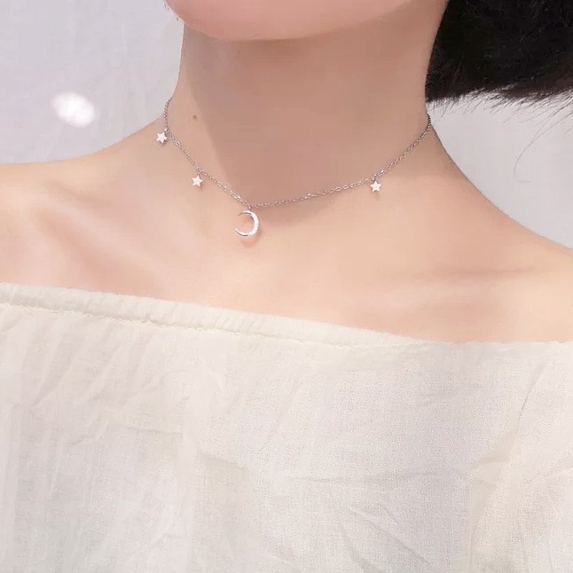 Dây chuyền titan trăng sao đính đá không gỉ