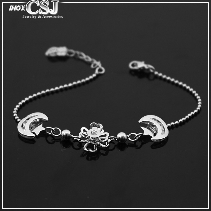 LẮC TAY NỮ HÀN QUỐC TRĂNG SAO INOX CAO CẤP LT045 Pitaca