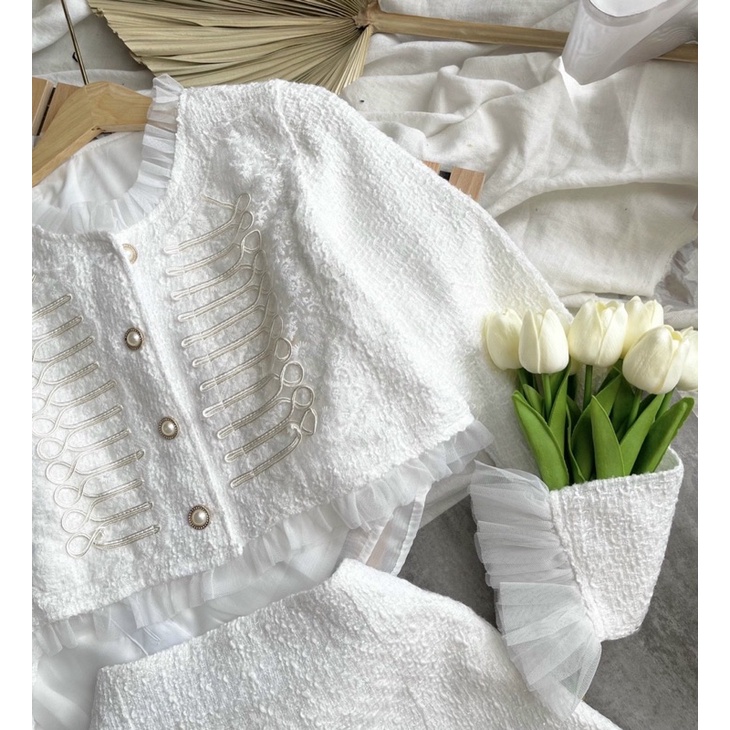 SET 3 MÓN BỐ: KHOÁC NGOÀI VIỀN CỔ TAY VOAN+ SƠ MI TRẮNG CỔ BÈO + CHÂN VÁY | BigBuy360 - bigbuy360.vn