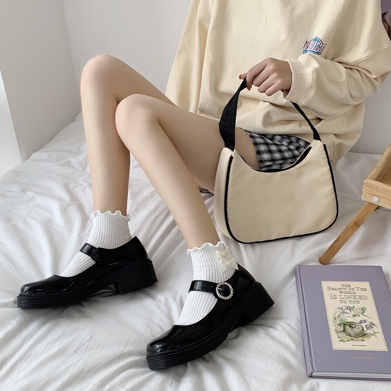 Giày nữ quai ngang tôn dáng đơn giản
